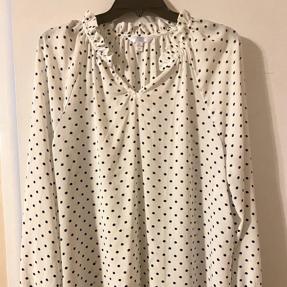 Time and Tru blouse. Black polka dots. Size XL.